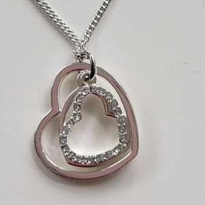 Avon | Loving Moments Necklace
